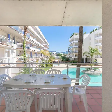Bonito Aparatamento Con Vistas A La Piscina Av-70