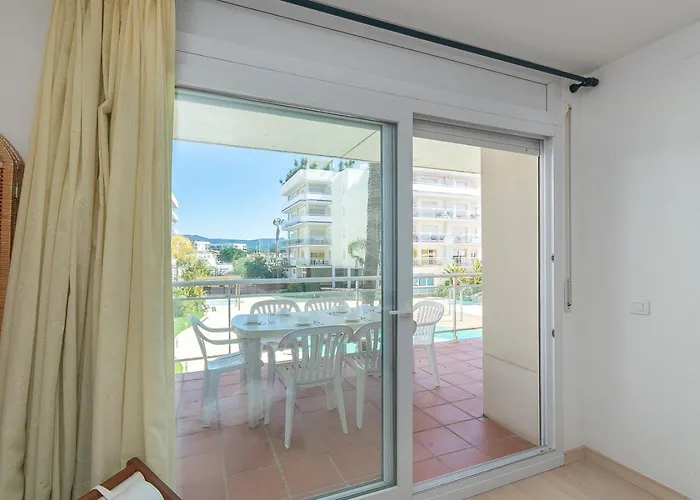Bonito Aparatamento Con Vistas A La Piscina Av-70 * Rosas