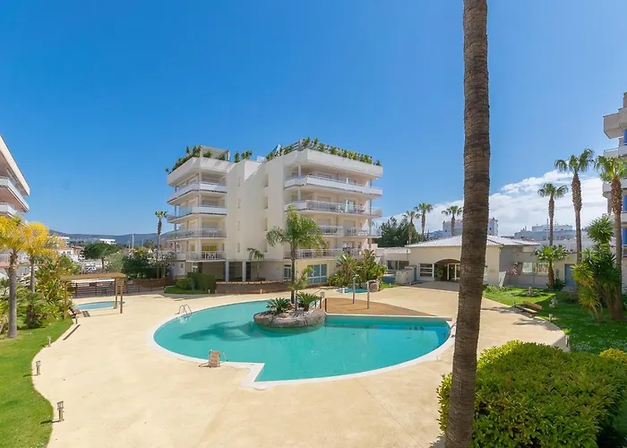 Bonito Aparatamento Con Vistas A La Piscina Av-70 Rosas